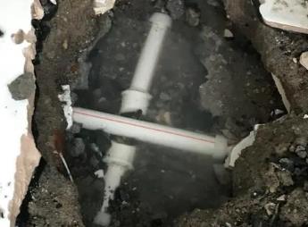 永胜阳台漏水维修公司为您分享楼上楼下漏水怎么处理