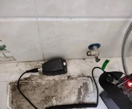 永胜屋顶漏水维修公司分享下卫生间漏水的危害及解决方法
